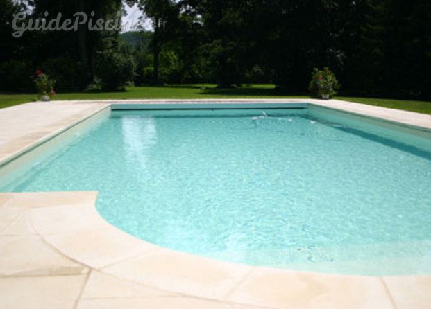 piscine traditionnelle